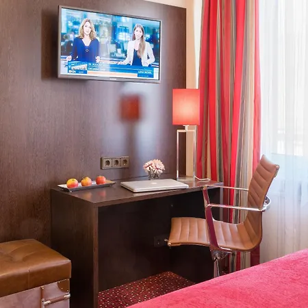 Hotel Koenigshof Hauptbahnhof Superior 3*